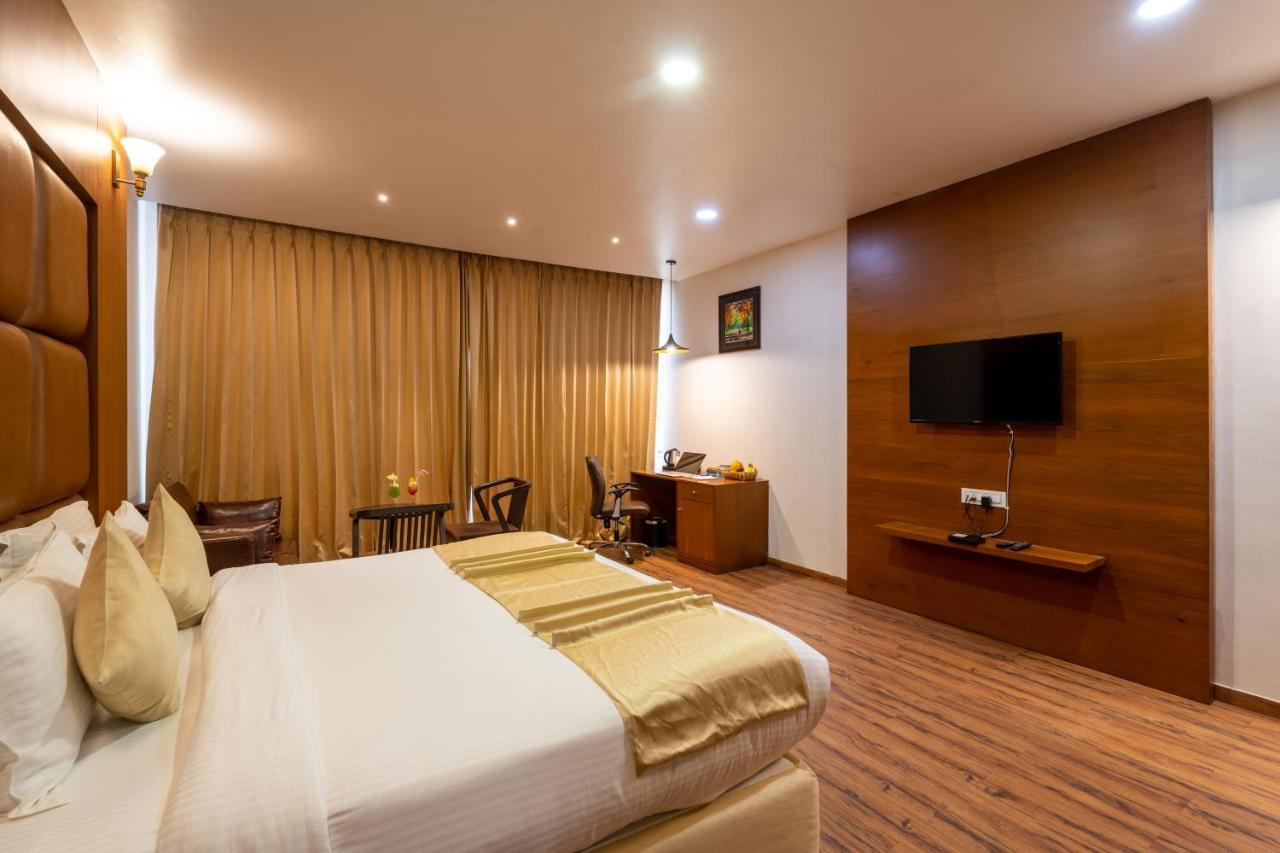 Jalashray Resort Nadiād Exteriér fotografie