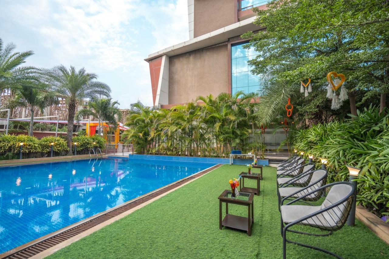 Jalashray Resort Nadiād Exteriér fotografie