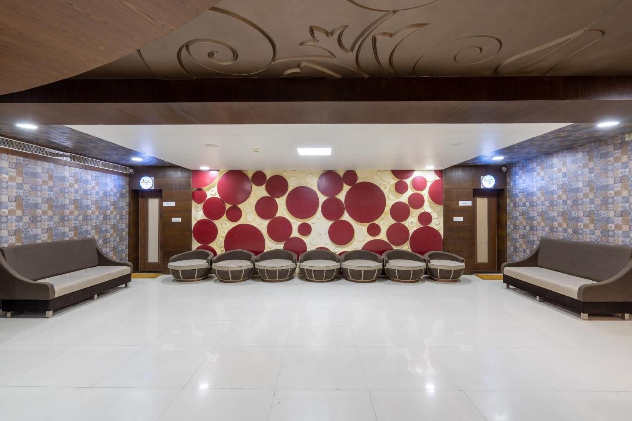 Jalashray Resort Nadiād Exteriér fotografie