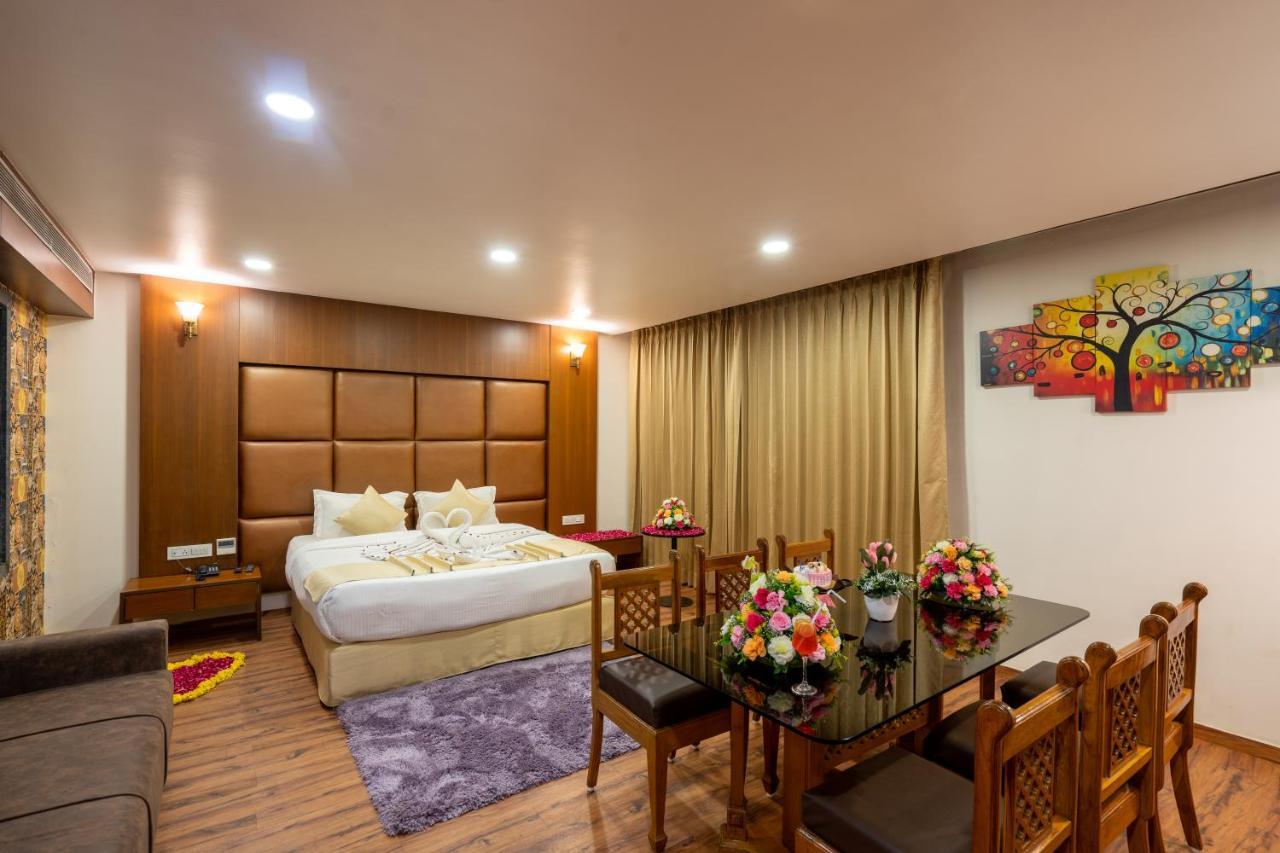 Jalashray Resort Nadiād Exteriér fotografie